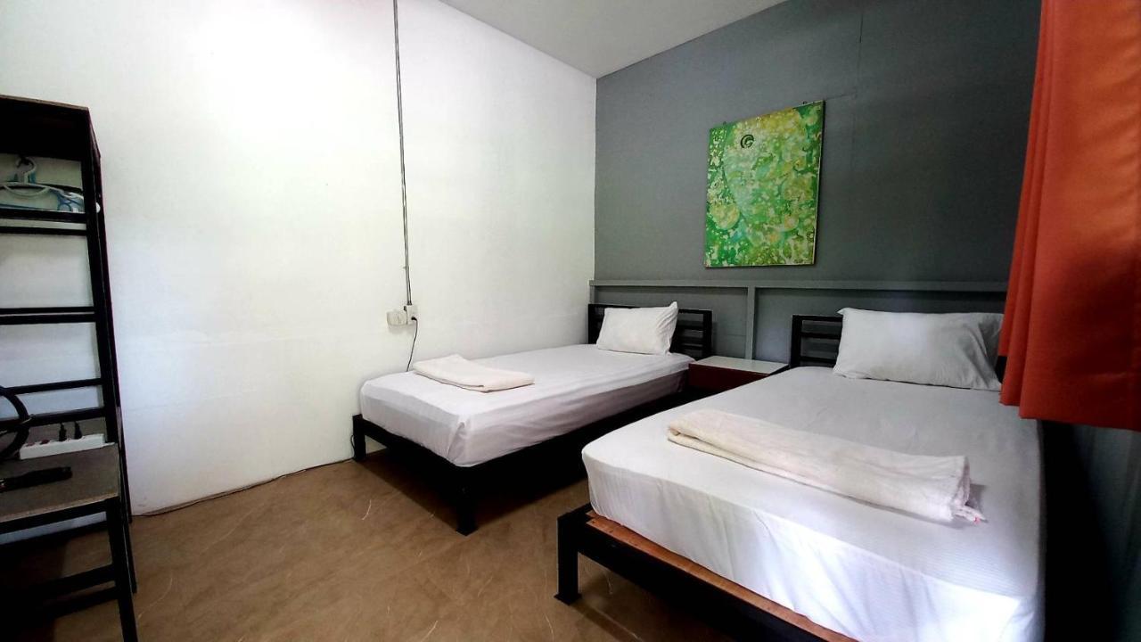 White Jail At Koh Tao Hostel 외부 사진
