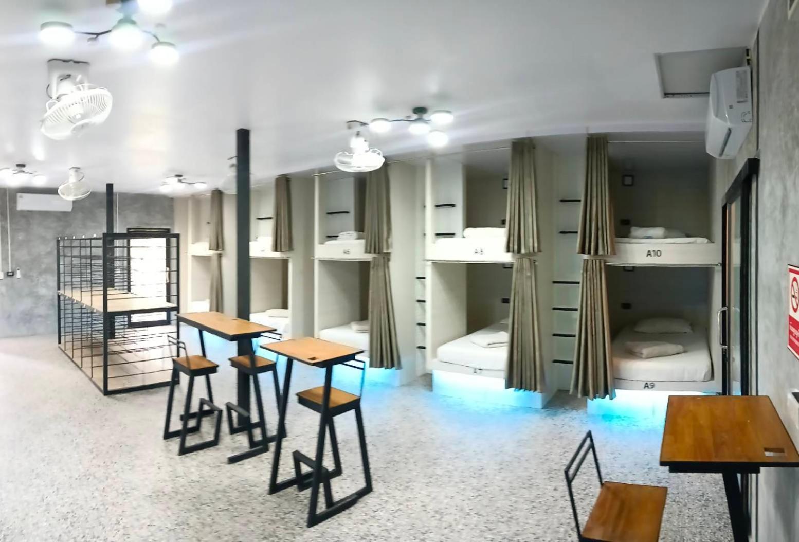 White Jail At Koh Tao Hostel 외부 사진